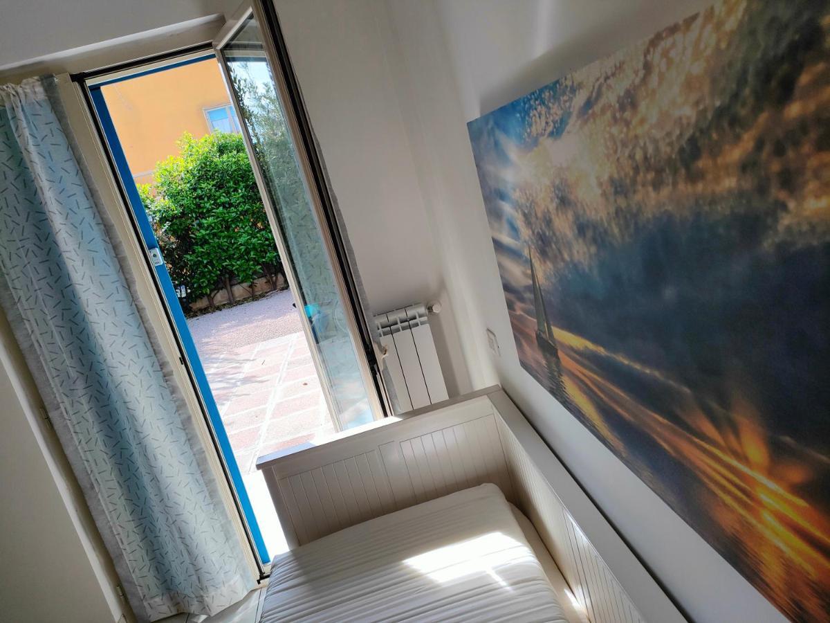 Villetta Sul Mare แตร์โมลิ ภายนอก รูปภาพ