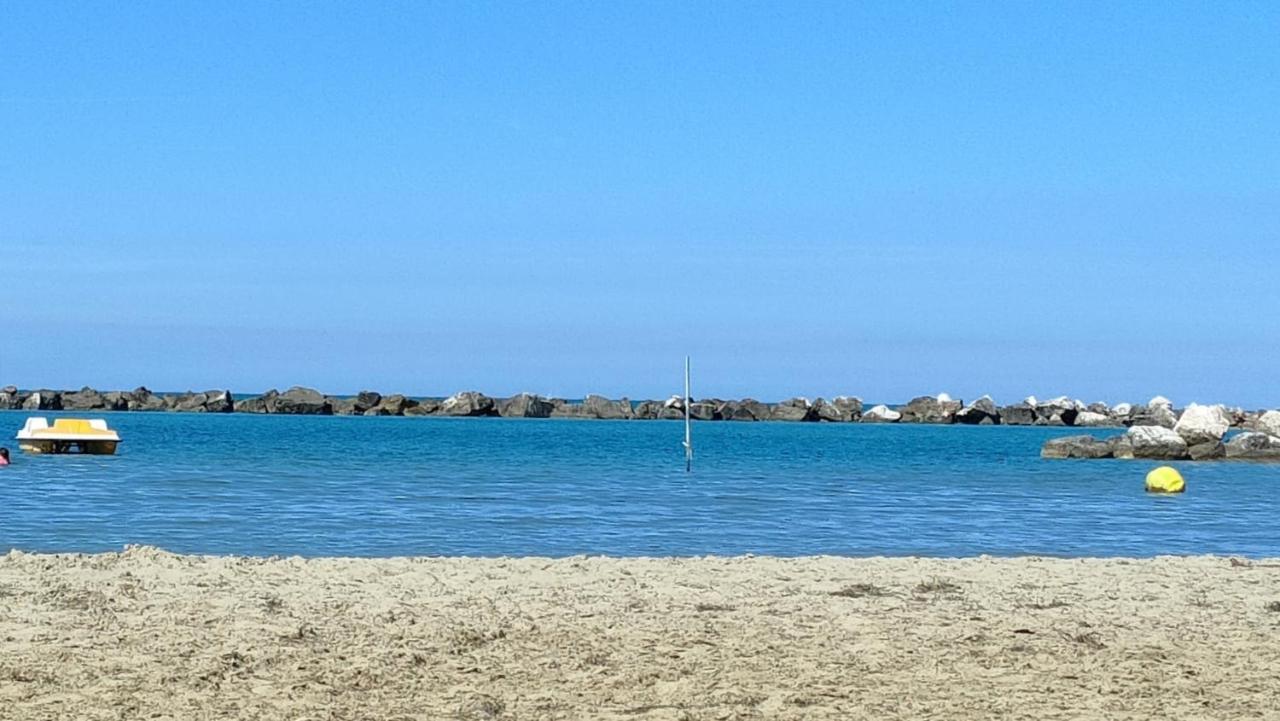Villetta Sul Mare แตร์โมลิ ภายนอก รูปภาพ